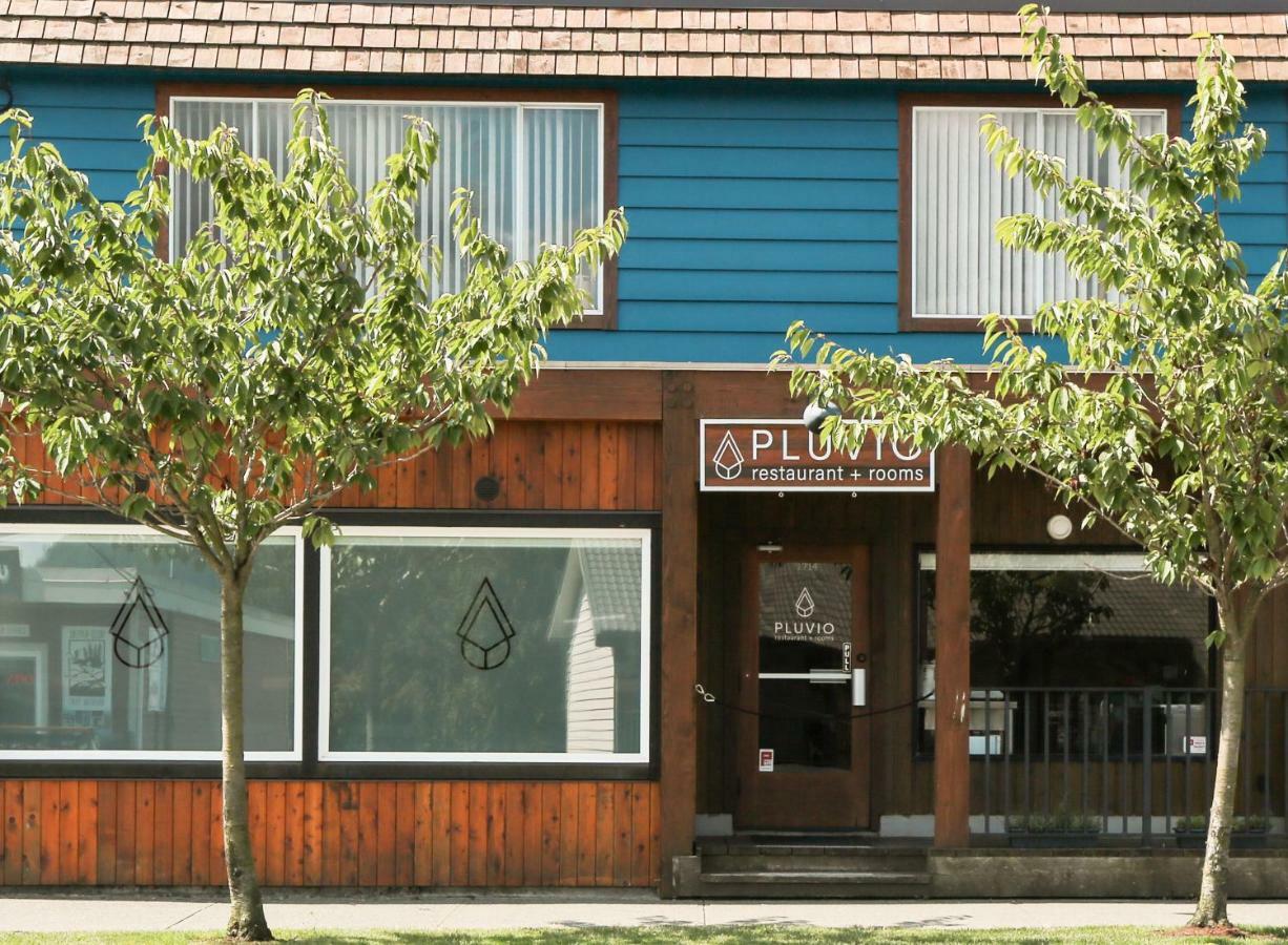 Pluvio restaurant&rooms Ucluelet Exterior foto